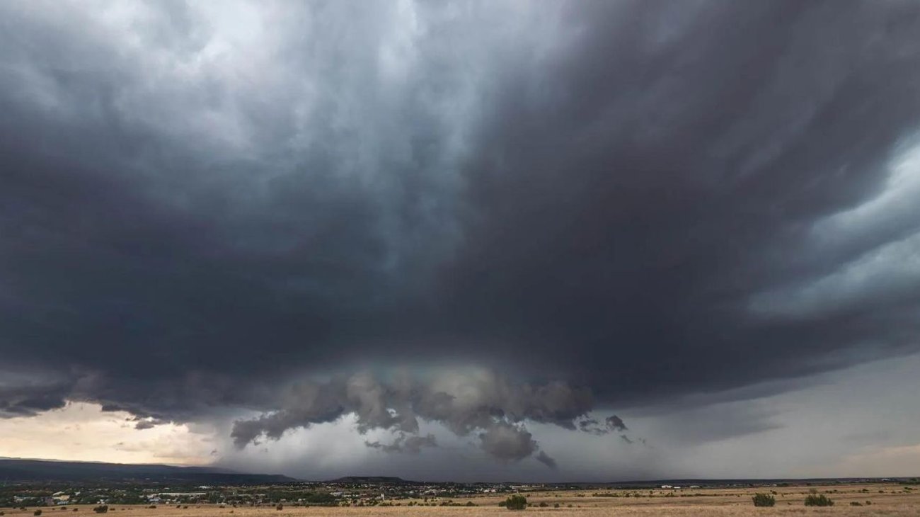 tormenta_golpea_a_nuevo_mexico_y_se_dirige_a_texas_y_oklahoma_d4e089a7d5