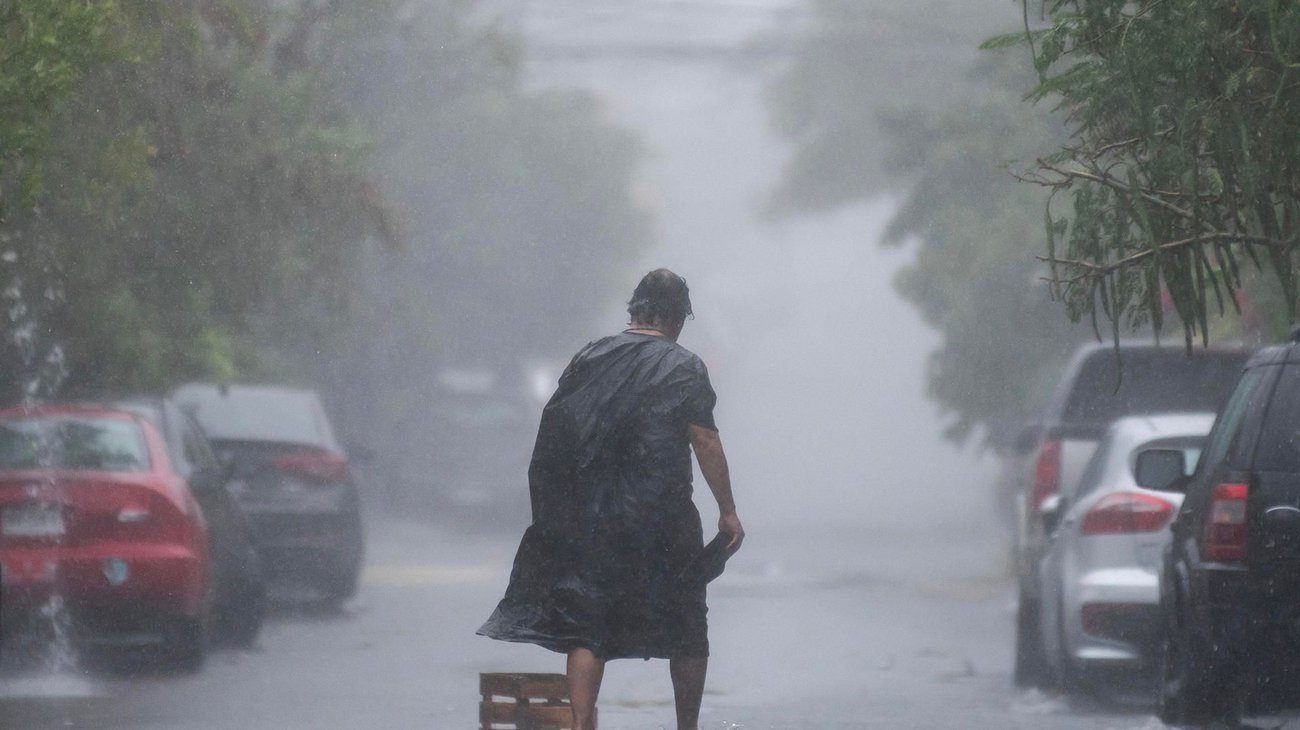 'Boris' toca tierra con lluvias muy fuertes al sur de México