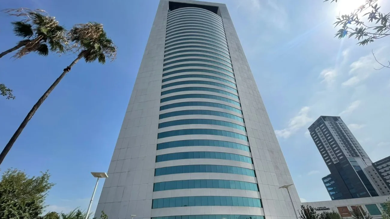 torre_administrativa_a9331a9249