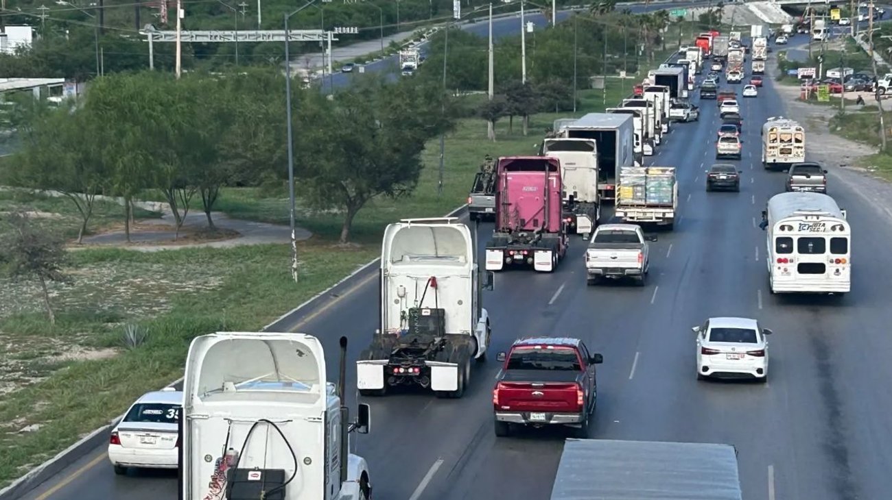 Transportistas de Tamaulipas paran ante inseguridad en carreteras