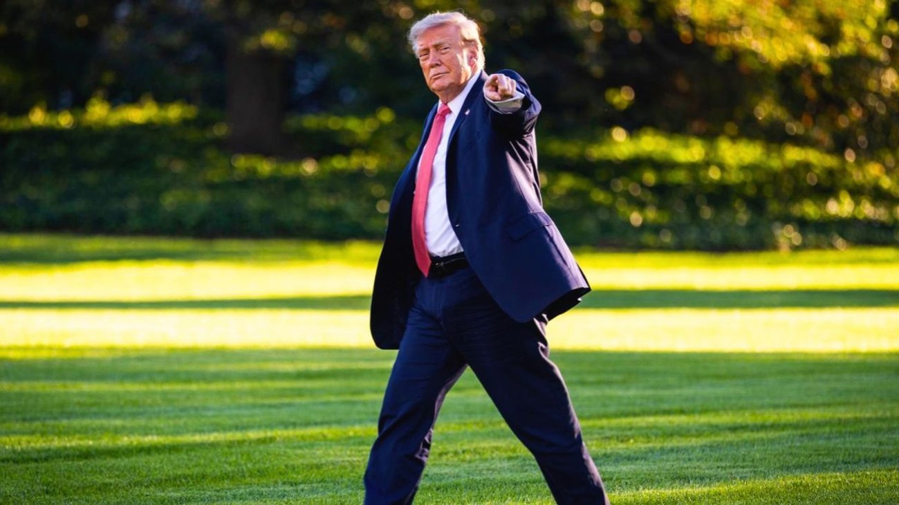 Trump quiere quitar sala de prensa de la Casa Blanca por piscina