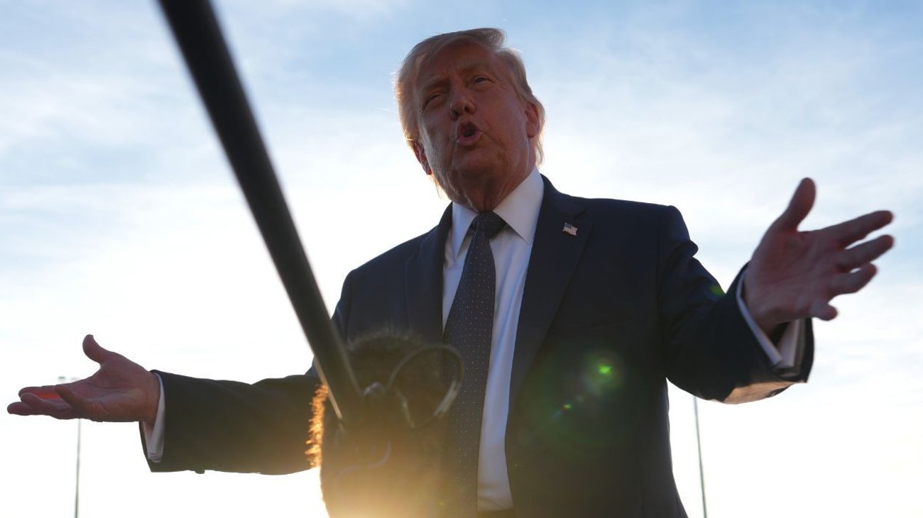 trump_arremete_contra_trump_al_decir_domingo_carteles_b51028f619