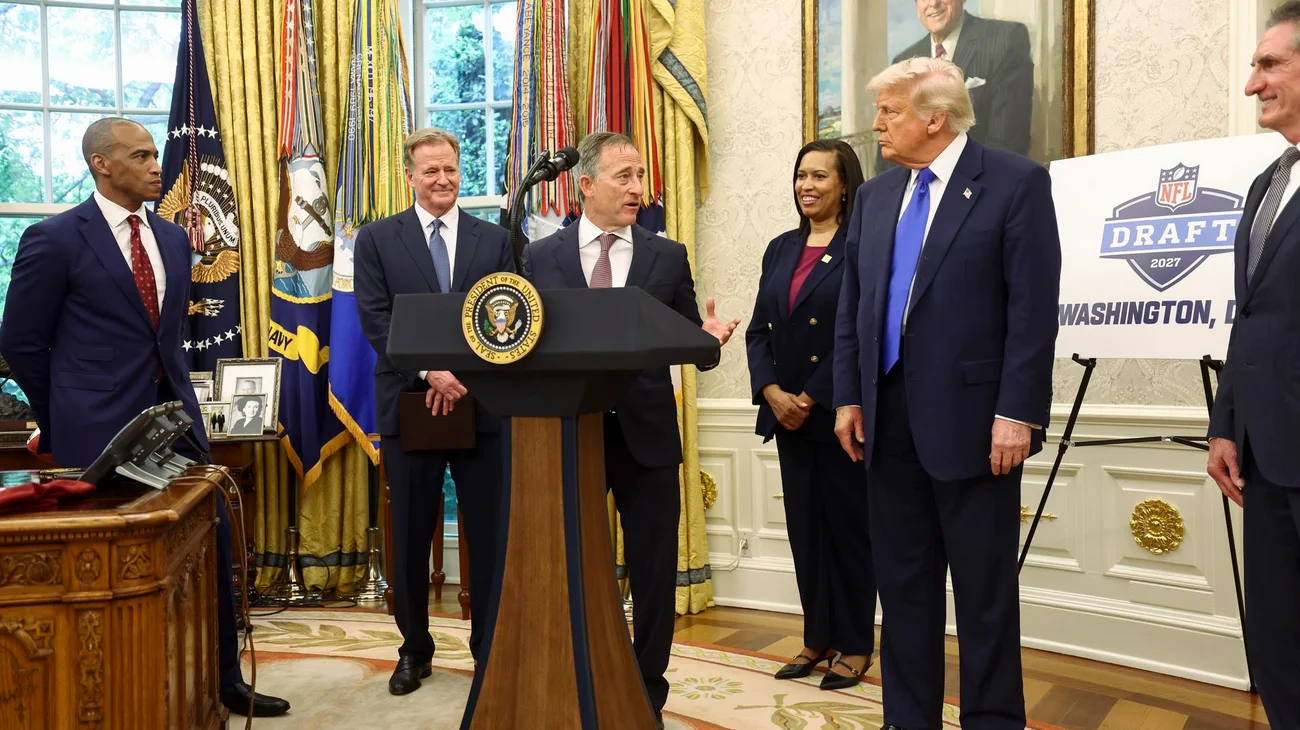 Anuncia Trump que el Draft de la NFL de 2027 será en Washington