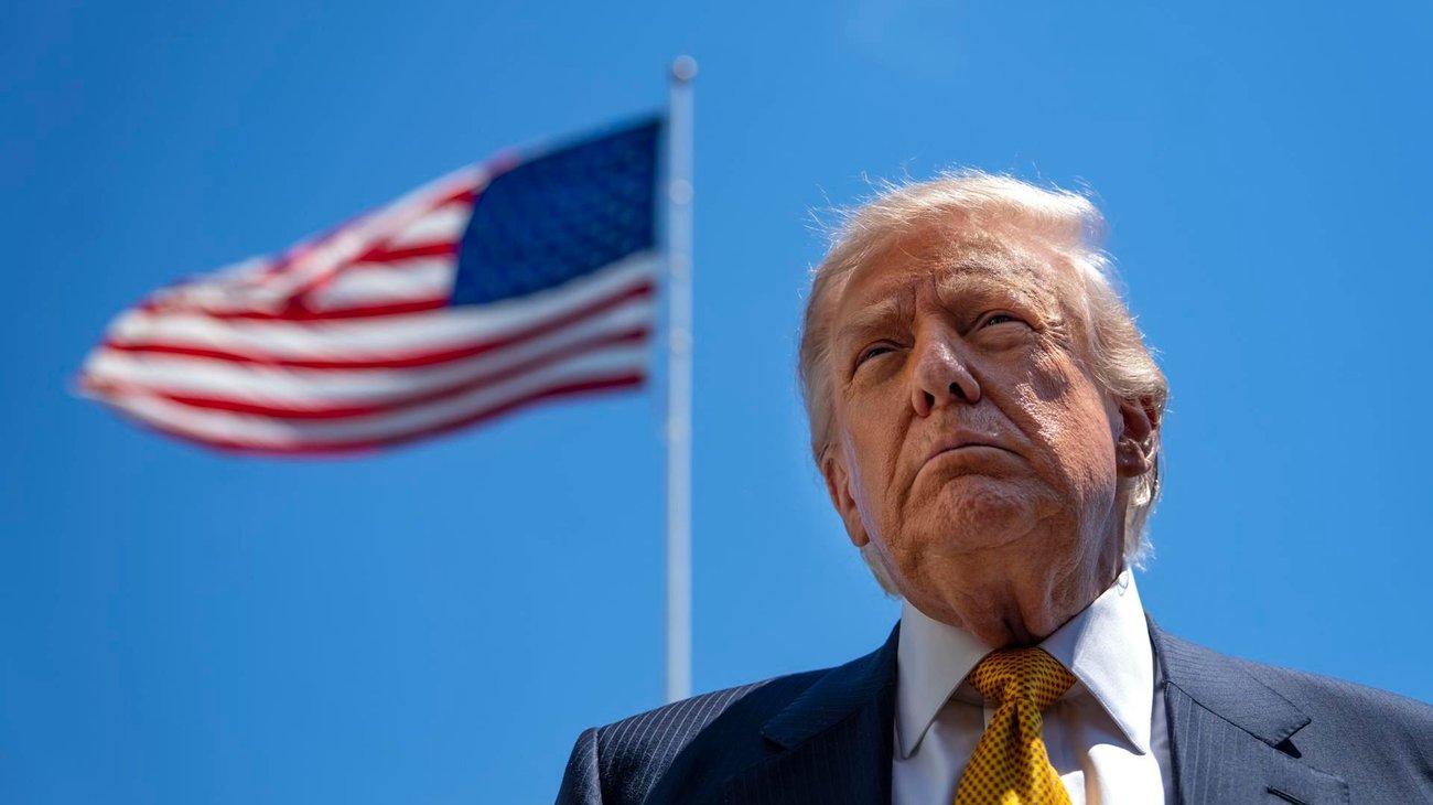 Trump llega a Pekín para su segunda visita a China desde 2017