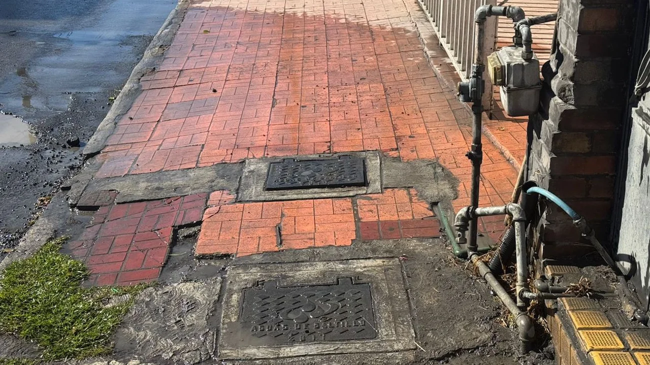 Enfrenta Saltillo primeras fugas de agua tras frente frío