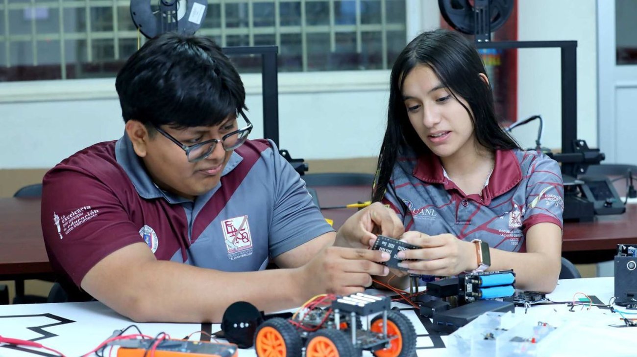 UANL ofrecerá Bachillerato Técnico Dual en Mecatrónica