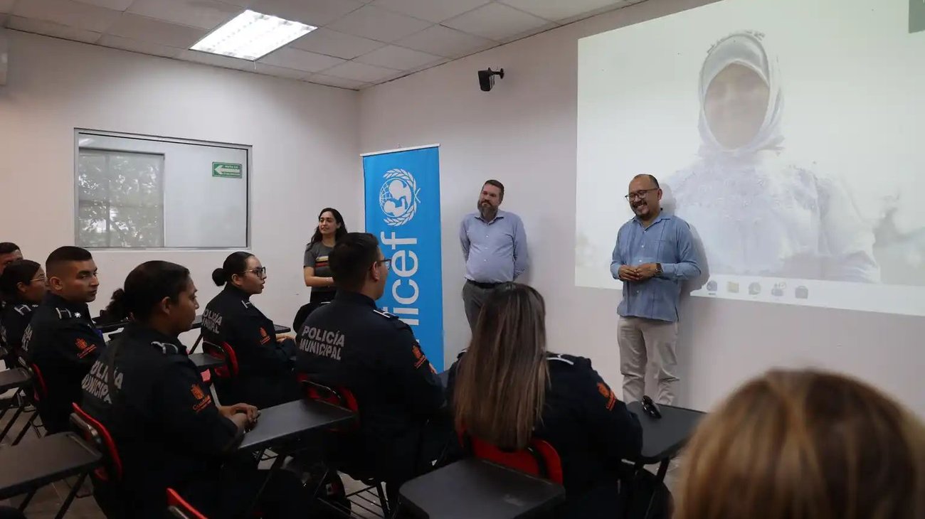 Capacitan a policías y DIF Guadalupe para proteger a menores