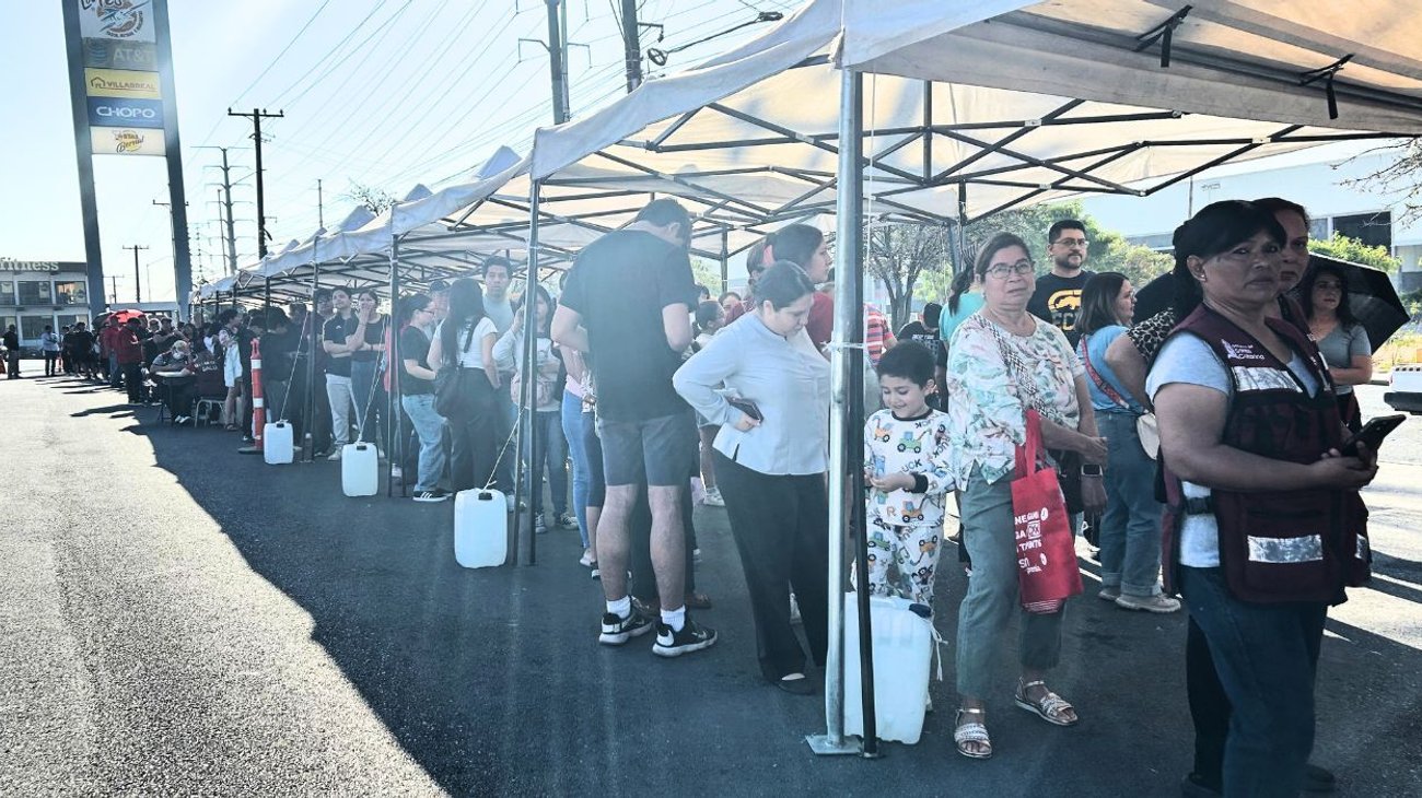 Abarrotan vacunación contra el sarampión en Santa Catarina