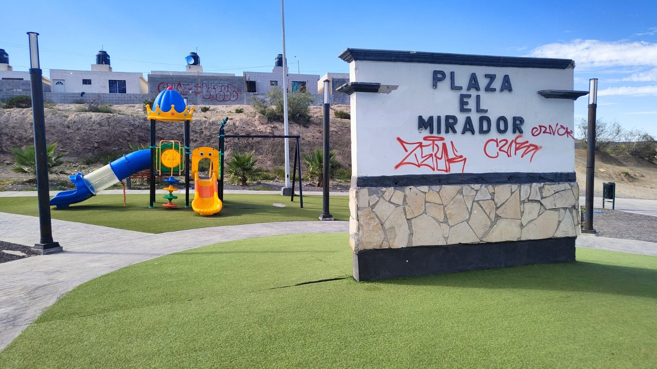 Vandalizan juegos infantiles de 35 plazas recién remodeladas