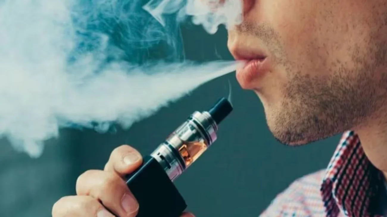 Corea del Sur aplica restricciones de los cigarros a los vapes