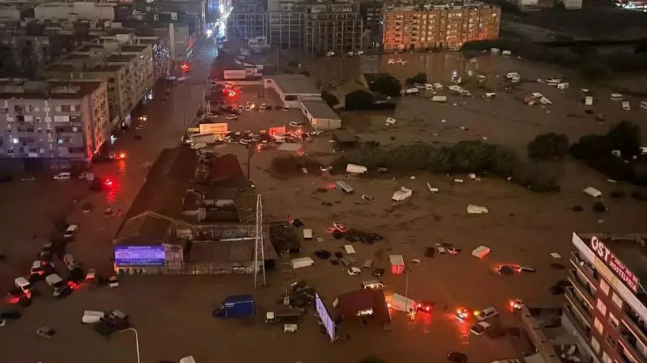 Fuertes lluvias dejan varios muertos en Valencia, España