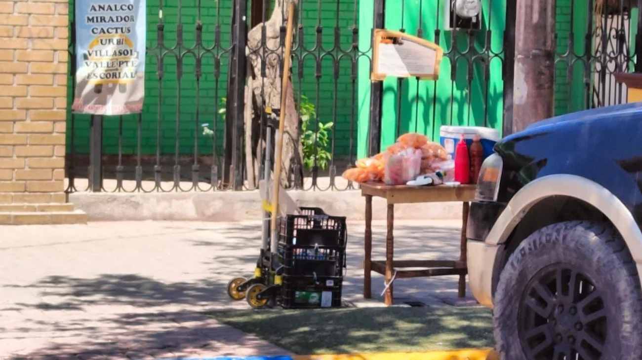 Se resisten a dejar de vender comida chatarra fuera de escuelas