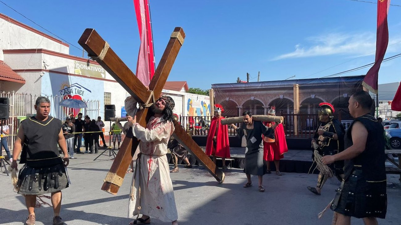 Inicia Viacrucis en la Goretti; celebran 60 años de montarlo