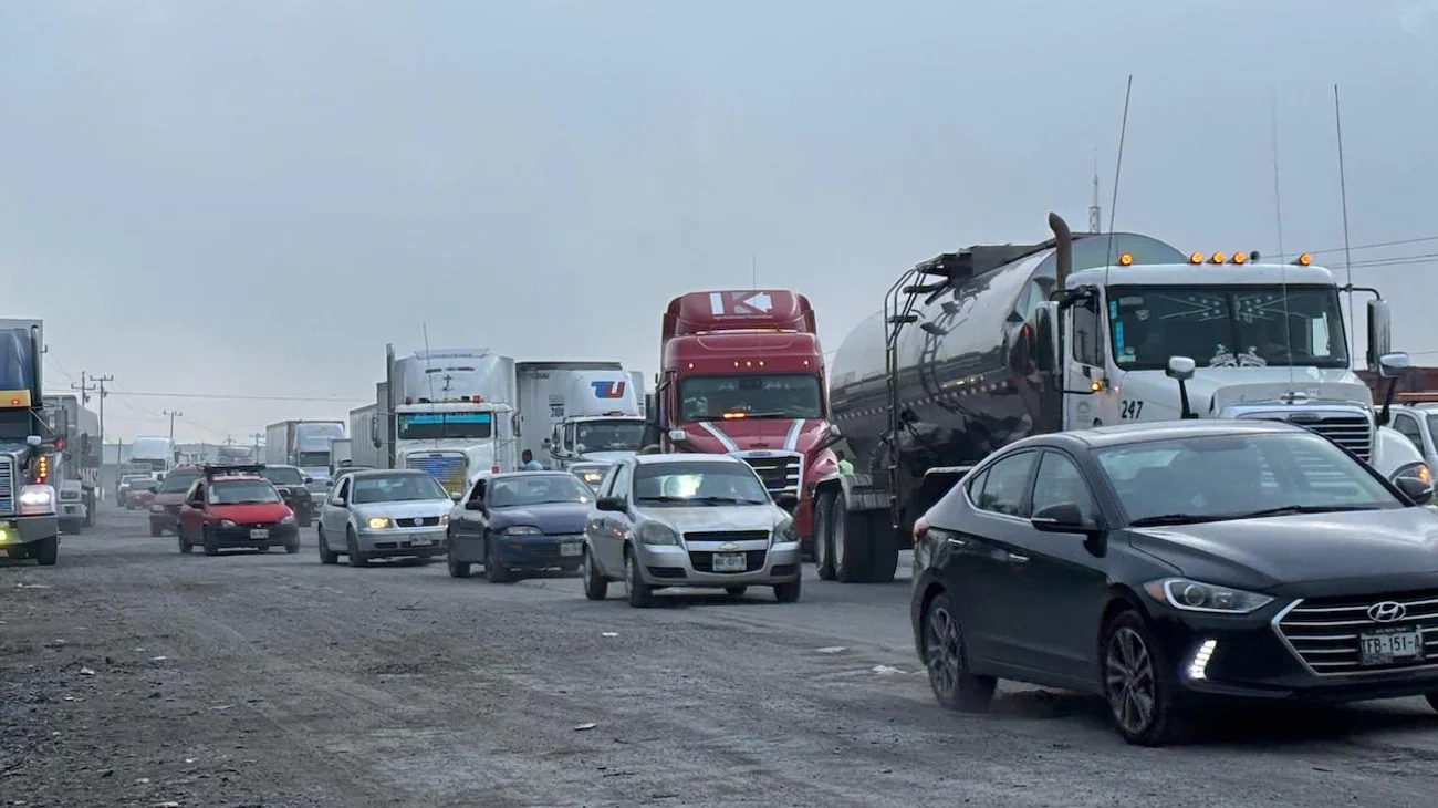 Estrellamiento y falla mecánica colapsan Libramiento