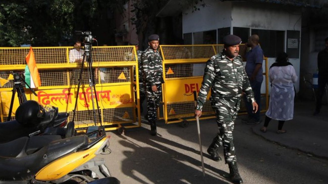 Escándalo en la India: 7 hombres violan a turista española