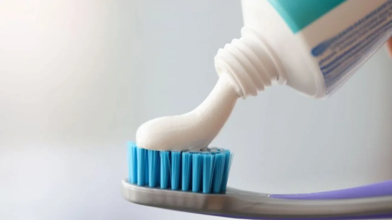 Encuentran virus inofensivos en cepillos de dientes