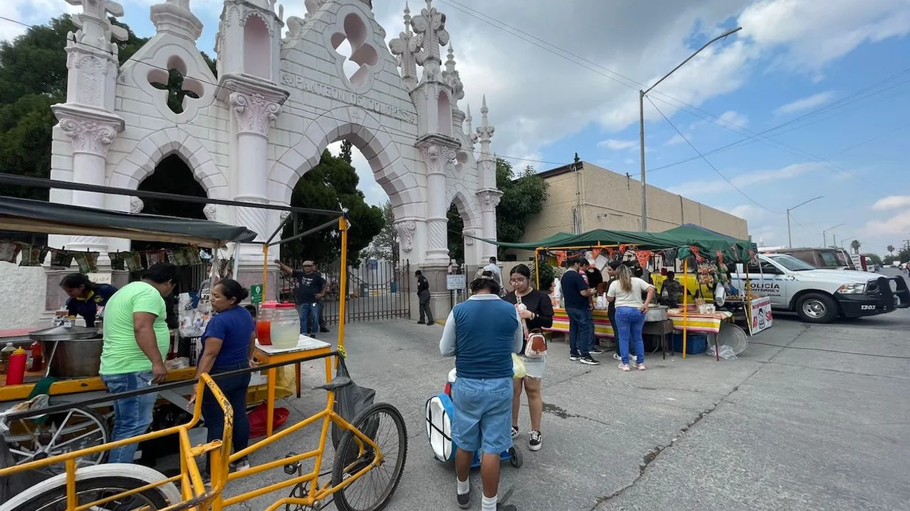 Adelantan visita a panteones en la metrópoli regia