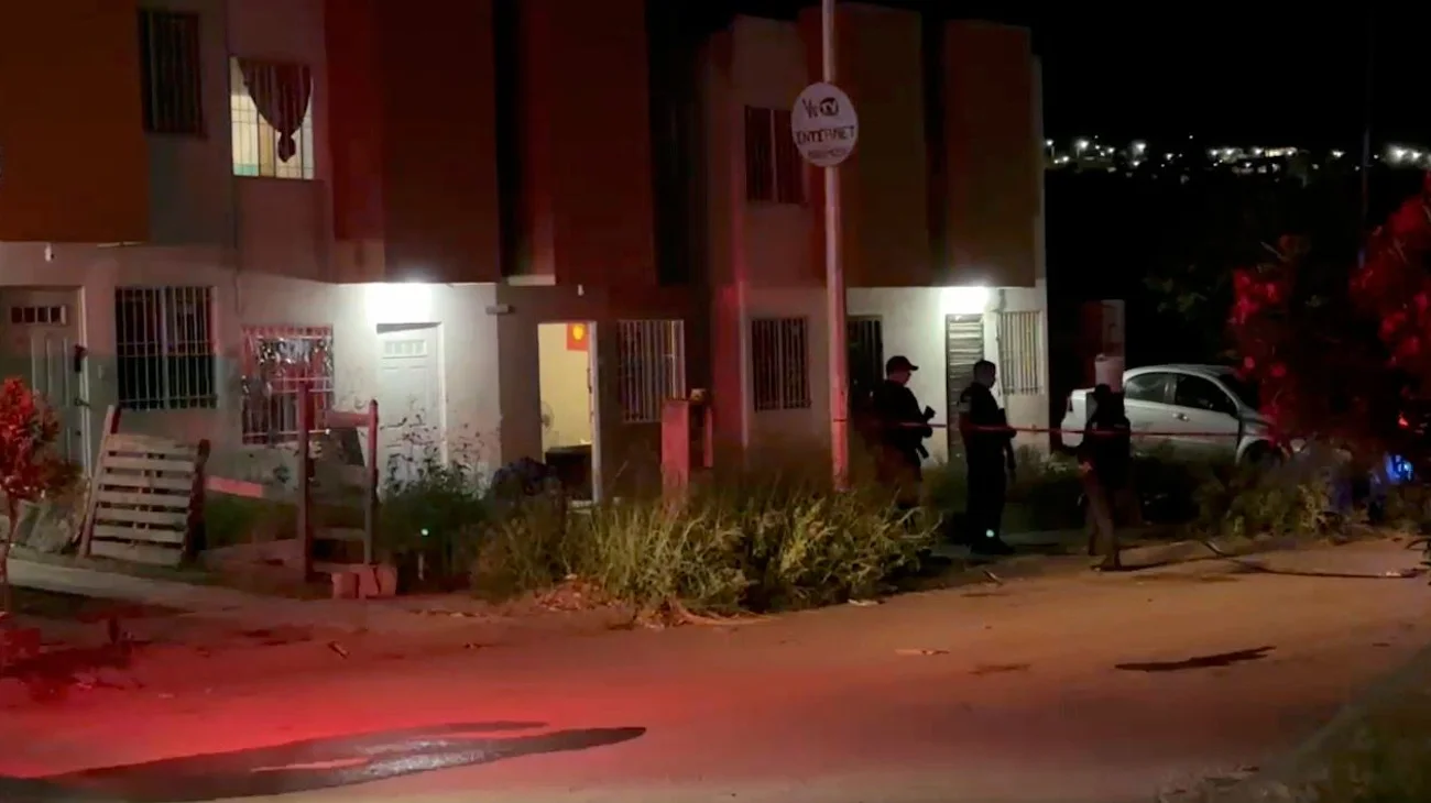 Atacan a balazos vivienda en la colonia Jardines de La Silla