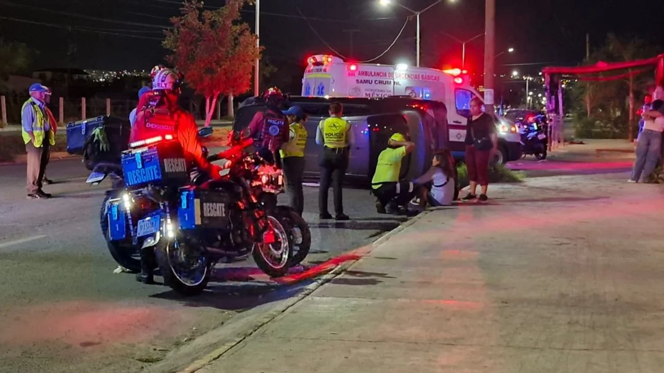 Aparatosa volcadura en La Alianza deja tres lesionados