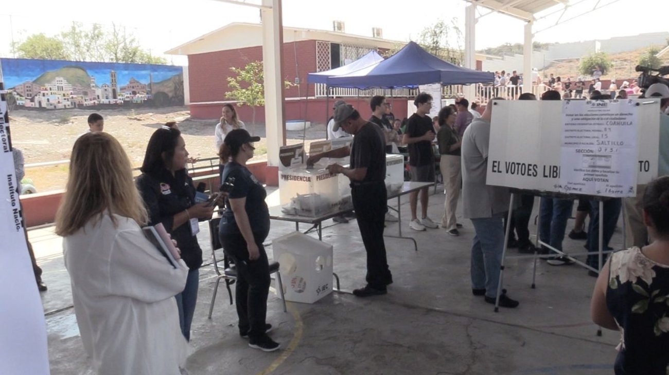 Votan en Coahuila 15 personas sin credencial de elector 