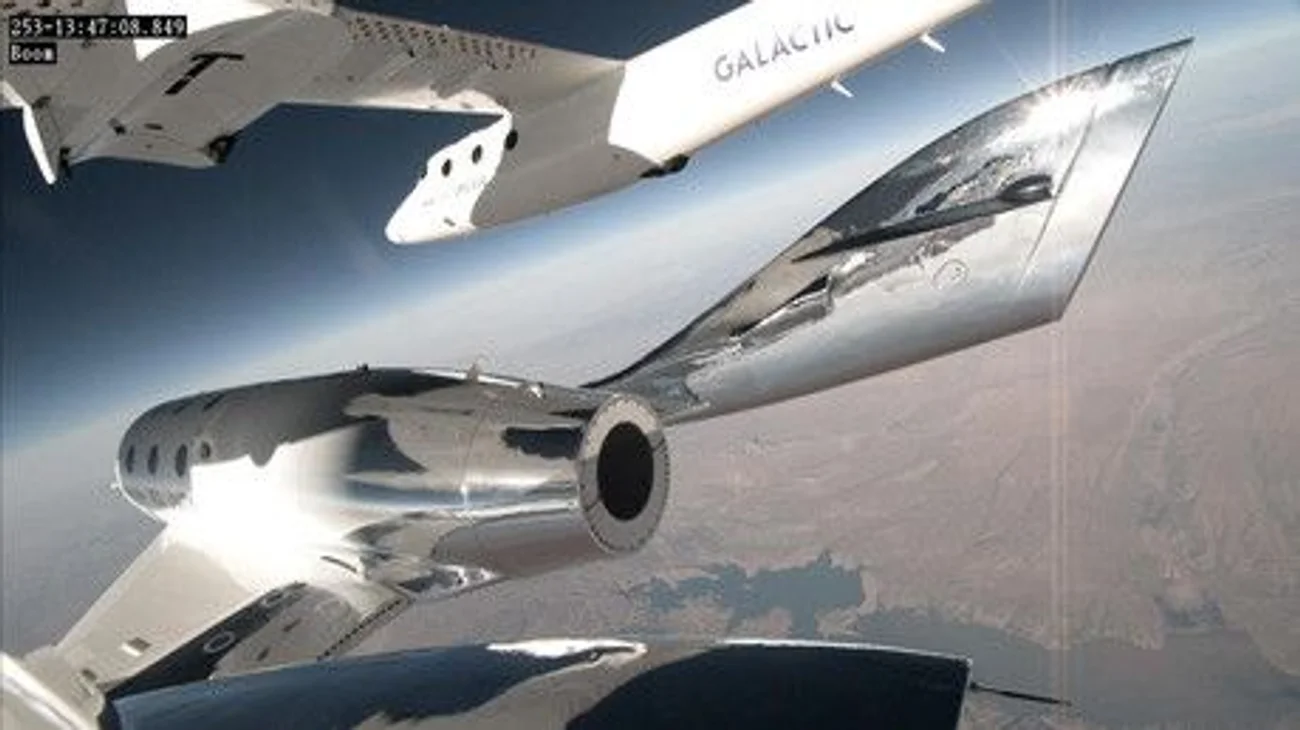 Realiza Virgin Galactic su primer vuelo espacial comercial