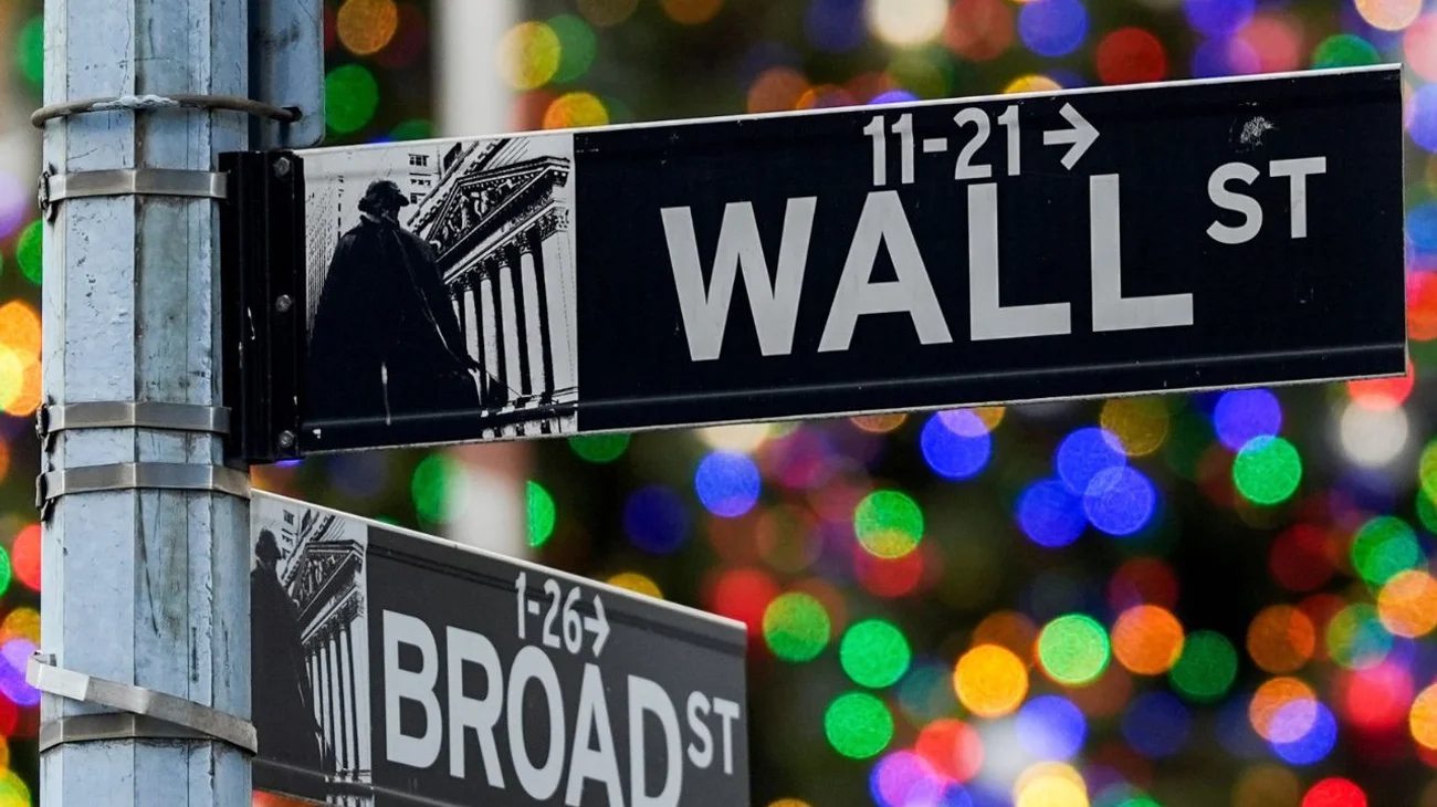 wall_street_cierra_ultima_jornada_a_la_baja_pero_suma_ano_record_904acdd0ec