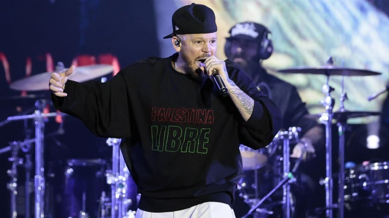 Residente cautiva a 180 mil personas en el Zócalo