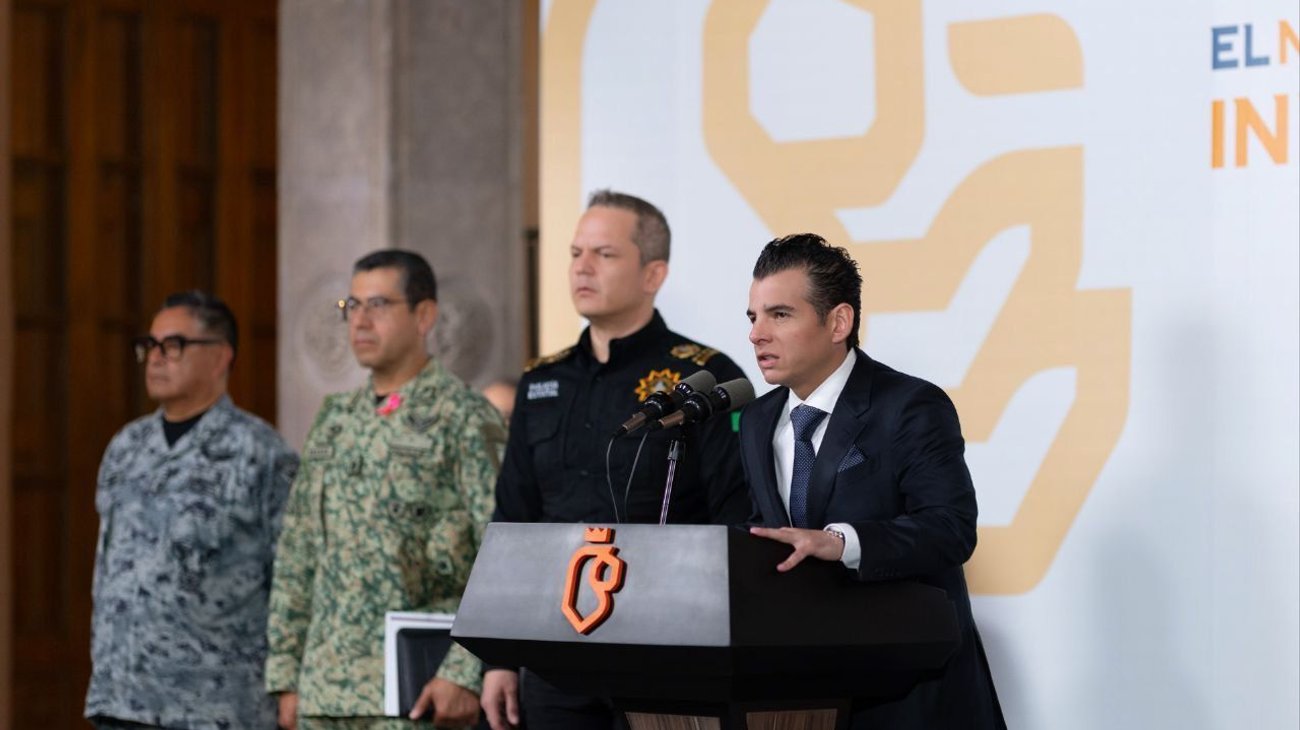 Miguel Flores presume baja del 54% en homicidios en NL