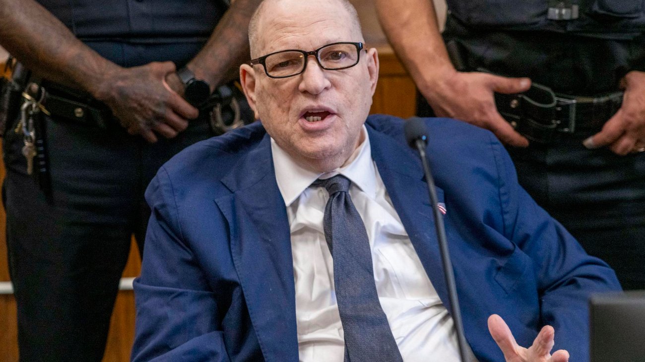 Harvey Weinstein evalúa declararse culpable en caso pendiente