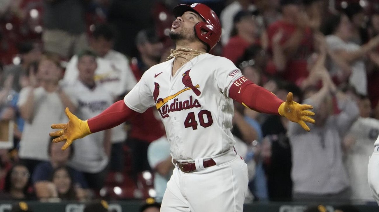 Un histórico jonrón de Willson Contreras marcó la jornada 