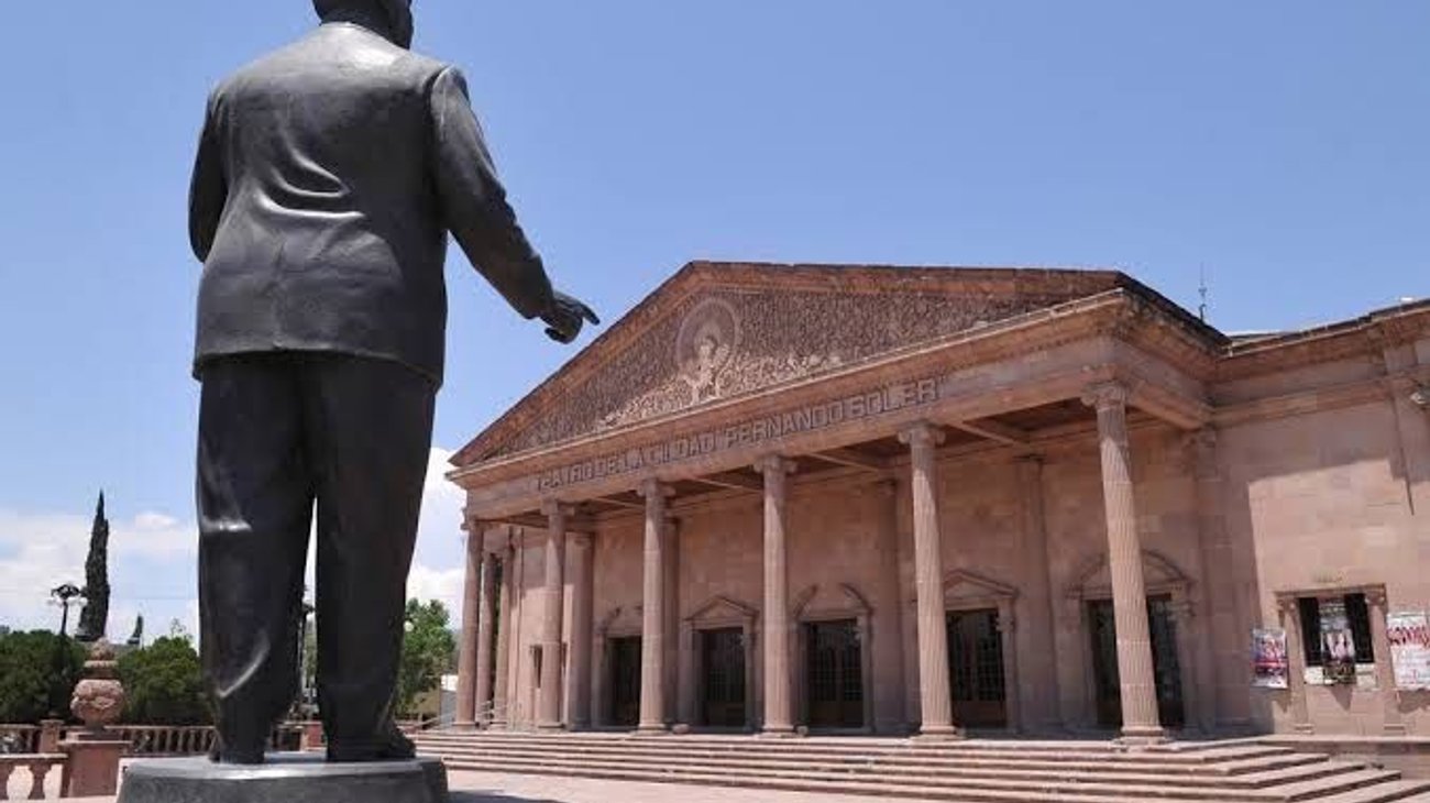 Cuestionan cambios en el Teatro de la Ciudad Fernando Soler
