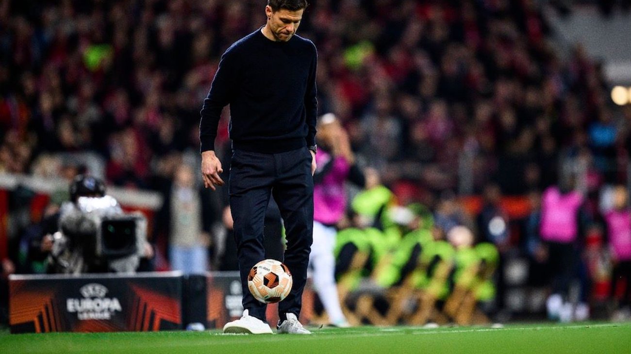 Xabi Alonso se queda al menos otro año en Bayer Leverkusen