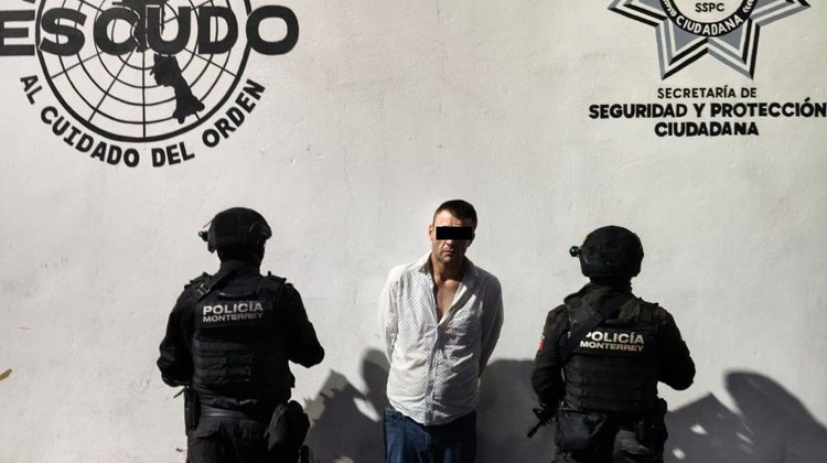 Detienen a hombre con 40 dosis de cristal en Valle Verde