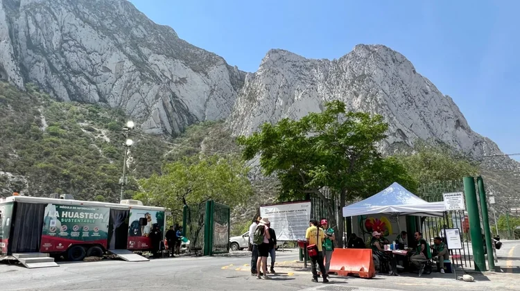 medium_107c513b_4c8f_4c3d_931b_b24d6b4b8ec1_9ee49ca0cc