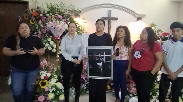 Dan el último adiós a Dafne; exigen justicia por su muerte