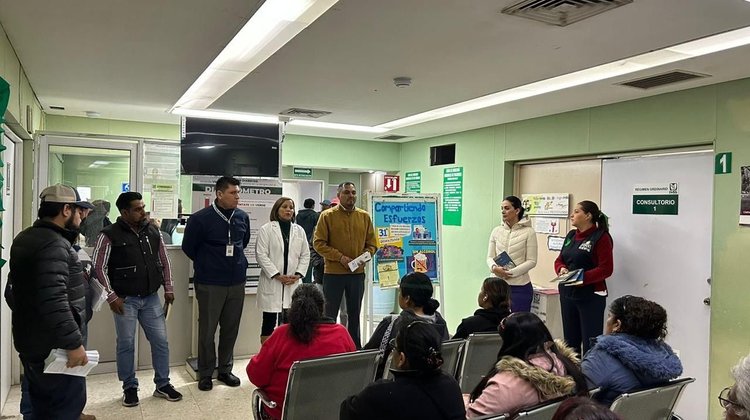 IMSS Coahuila lleva mensaje contra alcoholismo a salas de espera
