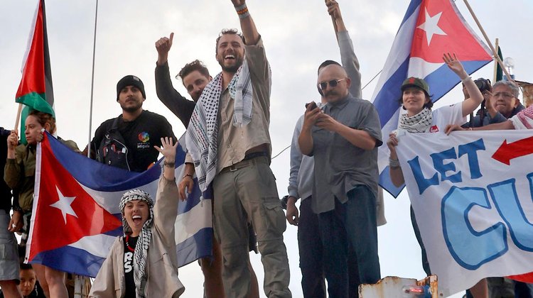 Convoy solidario llega a Cuba con ayuda humanitaria