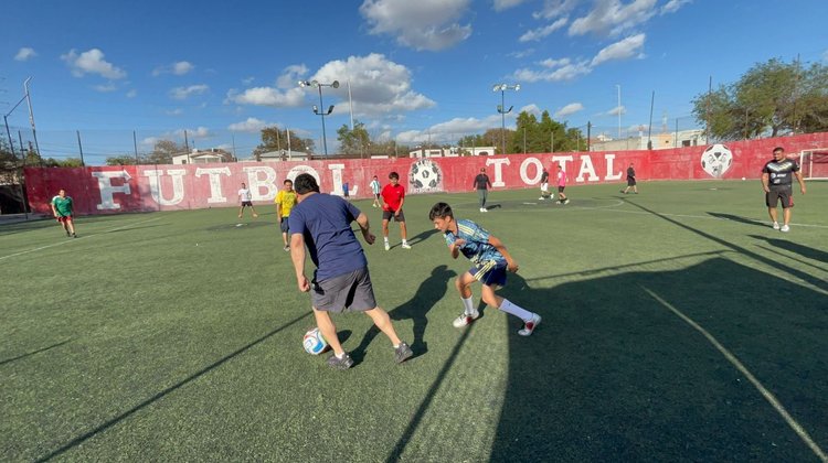 'La Última Reta', tradición futbolera que une generaciones