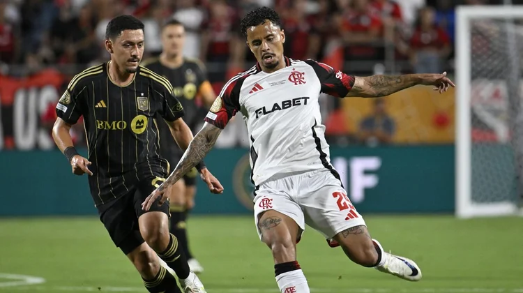 Flamengo empata con LAFC y cierra como líder de grupo
