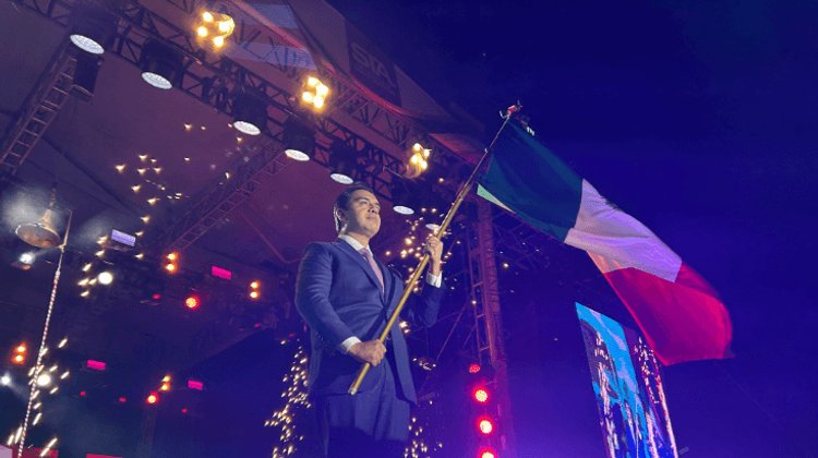 Celebra Santa Catarina Grito de Independencia en Distrito Domo
