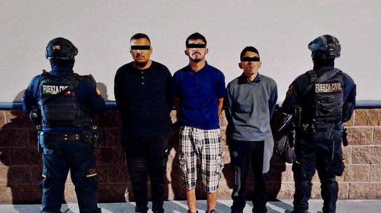 Detienen a cuatro personas en Galeana por presunto narcomenudeo
