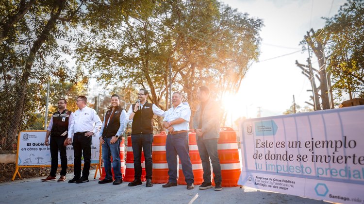 Entregan obra de pavimentación en San Pedro, en Santiago