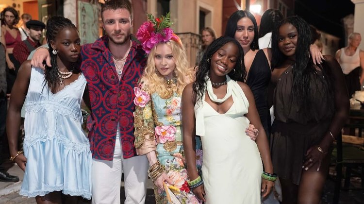 Madonna celebra sus 68 años con fiesta en Grecia