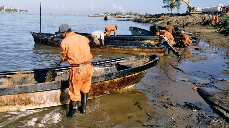 Retiran 889 toneladas de hidrocarburo en playas del Golfo