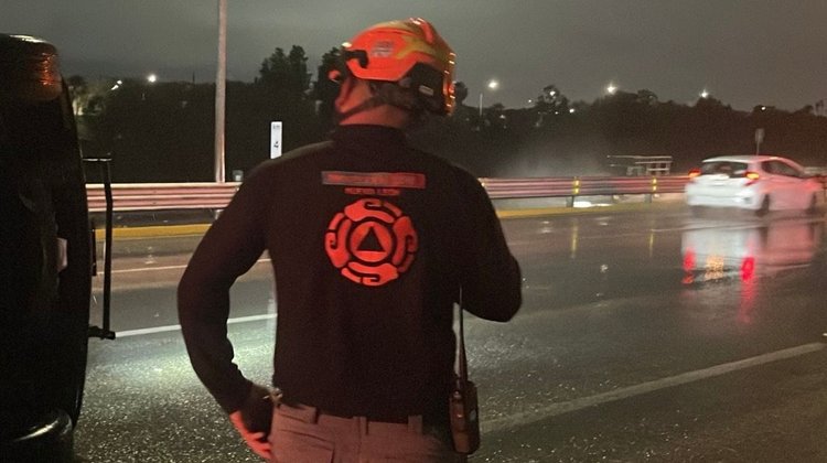 Persistirán lluvias y el descenso de temperatura en Nuevo León