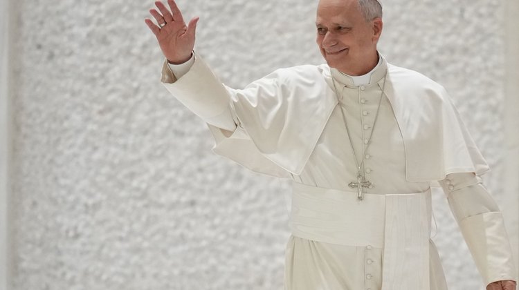 Papa León XIV pide diálogo entre Estados Unidos y Cuba