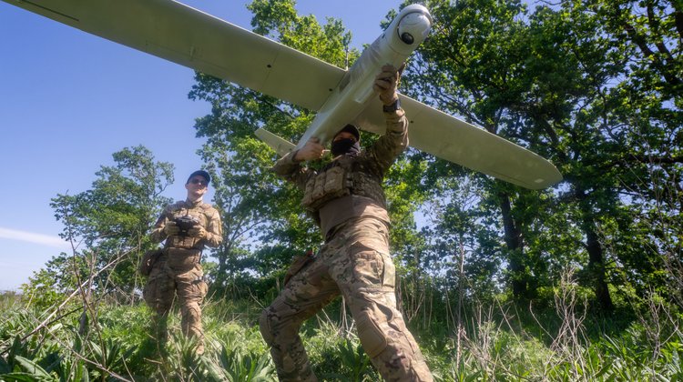 Dron ruso cae en Rumania y deja dos heridos tras ataque