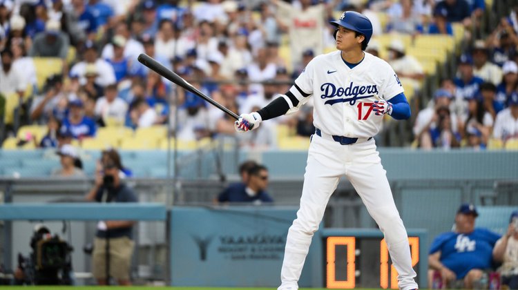 Ohtani pausa como pitcher de Dodgers por irritación en la rodilla