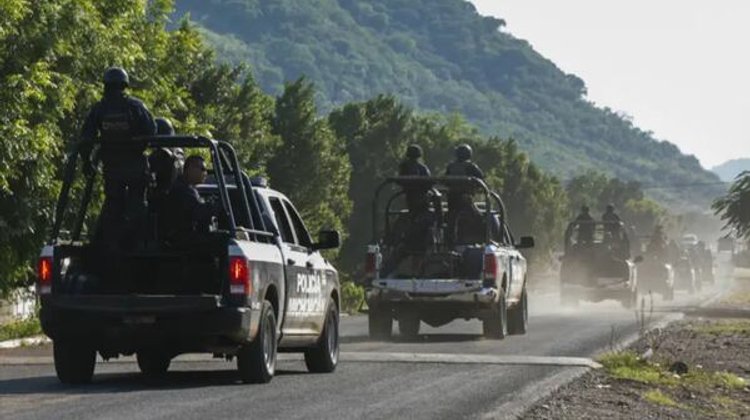 Detienen a siete presuntos integrantes del CJNG en Michoacán