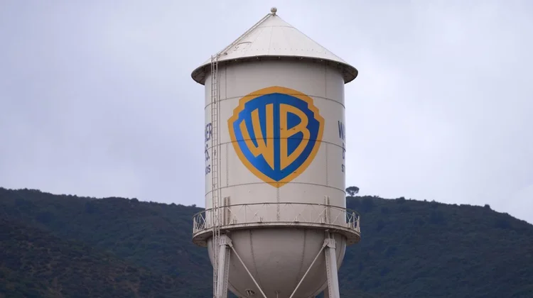 Anuncia Warner Bros Discovery su división en dos compañías